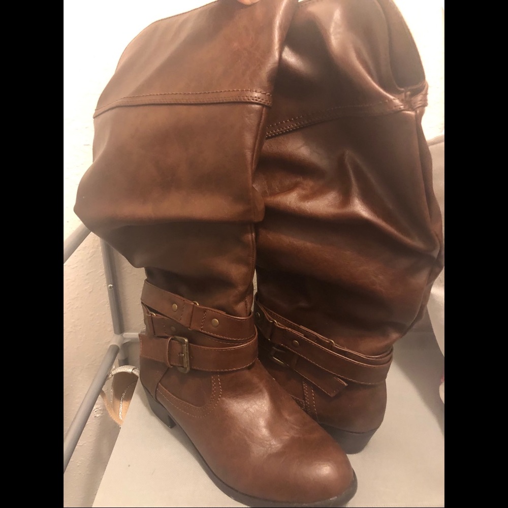 Brown boots